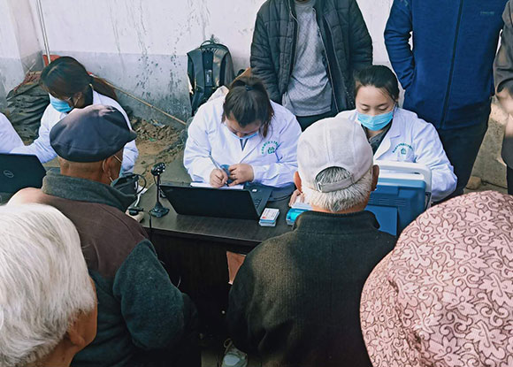 公共衛(wèi)生一體機(jī)便捷型健康檢測(cè)設(shè)備 公共衛(wèi)生一體機(jī)便捷型健康檢測(cè)設(shè)備